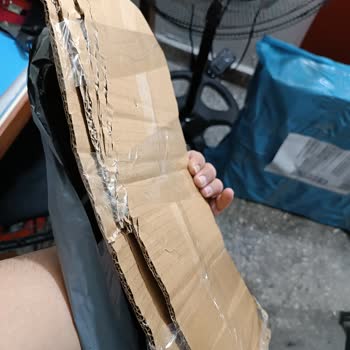 Özensiz Paketleme Ve Cevapsız İletişim Nedeniyle Bozuk Klavye Aldım