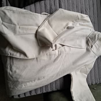 Yanıltıcı Ürün Gönderimi Ve Cevapsız İlgisizlik Nedeniyle Tam İade Talebi