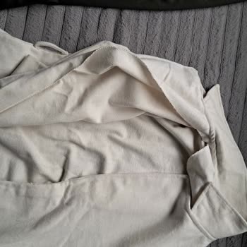 Yanıltıcı Ürün Gönderimi Ve Cevapsız İlgisizlik Nedeniyle Tam İade Talebi