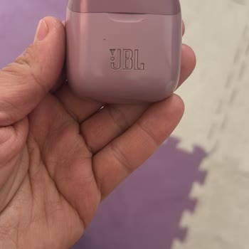 JBL 225 TWS Kulaklıkta Silikon Uç Sorunu Kullanılamaz Duruma Getiriyor