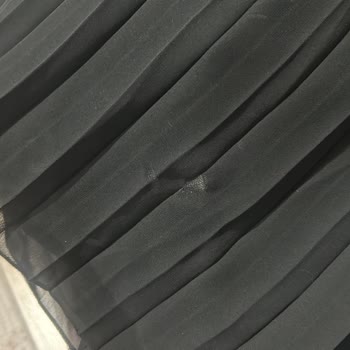 Defolu Ve Yanık Koton Elbiseler Tekrar Sorun Yaratıyor