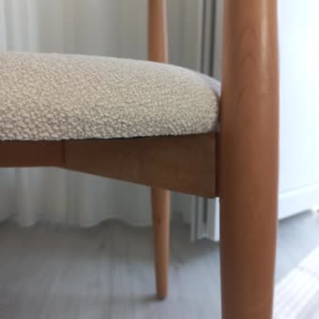 Karadağ Mobilya’dan Aldığım Sandalyeler Sallanıyor Ve Koltuklar Yatak Konumunda Boşluk Bırakıyor