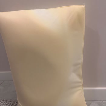 Garanti Süresinde Yastık İç Dolgusu Çöktü, Değişim Talebi Cevapsız