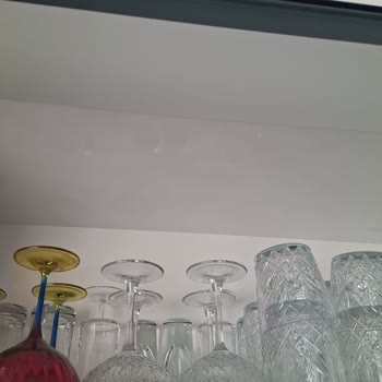 Mutfak dolap kapak mekanizması arızası ve ücretsiz değişim talebi