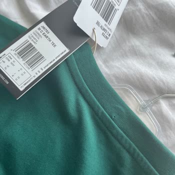 Alınan Defolu Tişört İçin Mağaza Değişim Şartı Müşteriyi Mağdur Ediyor