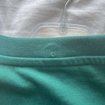 Alınan Defolu Tişört İçin Mağaza Değişim Şartı Müşteriyi Mağdur Ediyor