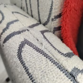 Yeni Bubble Oturma Ve Yemek Takımı Bir Ay İçinde Bozuldu