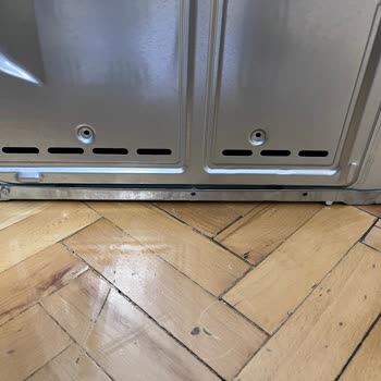 Teslim Edilen Fırında Belirgin Darbe Ve Ayıplı Ürün İçin Tam İade Talebi