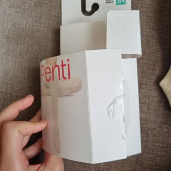 Yırtık Külotlu Çorap Ve Bilgilendirme Sorunu