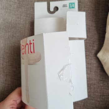 Yırtık Külotlu Çorap Ve Bilgilendirme Sorunu