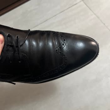 Kalitesiz Deri Ayakkabılar Hızlı Bozuldu, Tamirat Yerine Tam İade Talebi