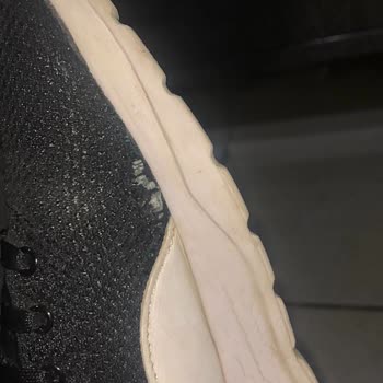 FLO Mağazası Ayakkabı Değişim Talebini Kullanıcı Hatası Göstermesiyle Reddetti