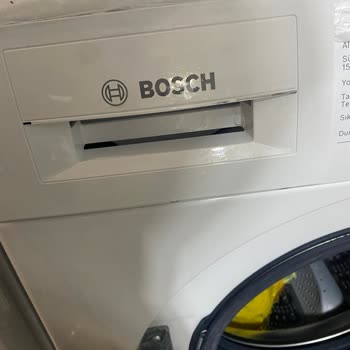 Bosch Çamaşır Makinesinde Renk Atması Ve Küflenme Sorunu