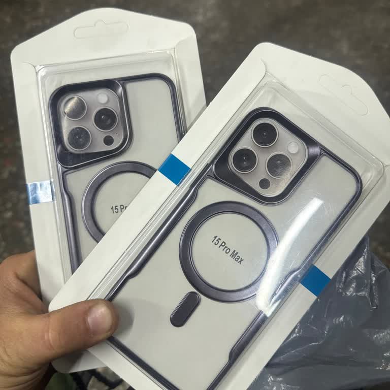Yanlış Ürün Gönderimi İphone 15 Pro Max İçin Çelik Kasa Yerine Plastik Kılıf