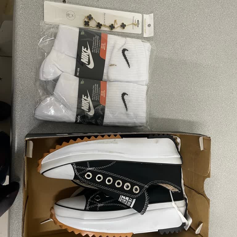 Sneaksnet'ten Gelen Siparişte Eksik Zara Kürk Ve Yanlış Ayakkabı Numarası