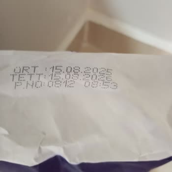 Eriş Un İçinde Böceklenme Olduğunu Fark Ettim