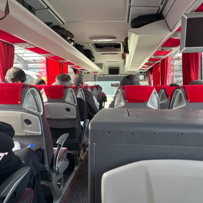 Tek Kişilik Koltuk Ücreti Alınmasına Rağmen 2+2 Araçta Oturtulması