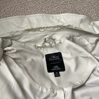 Mavi Deri Cekette Beklenmedik Soyulma, Fişsiz Şikayet