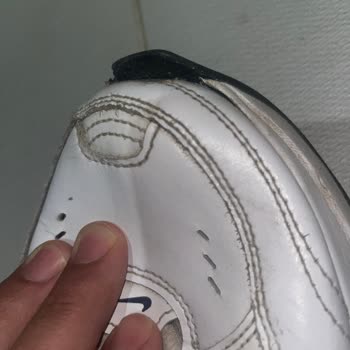 Ayakkabının Tabanındaki Açılma Sorunu Ve Değişim Talebi