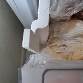 Garanti Kapsamında Kırılan Buzdolabı Dondurucu Kapakları İçin Ücret Talep Edilmemeli