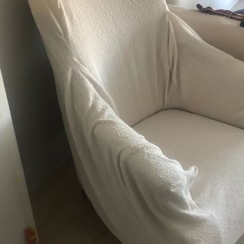 Yanıltıcı Ölçüler Ve Kaba İletişim Nedeniyle Koltuk Kılıfı İadesi Talebi