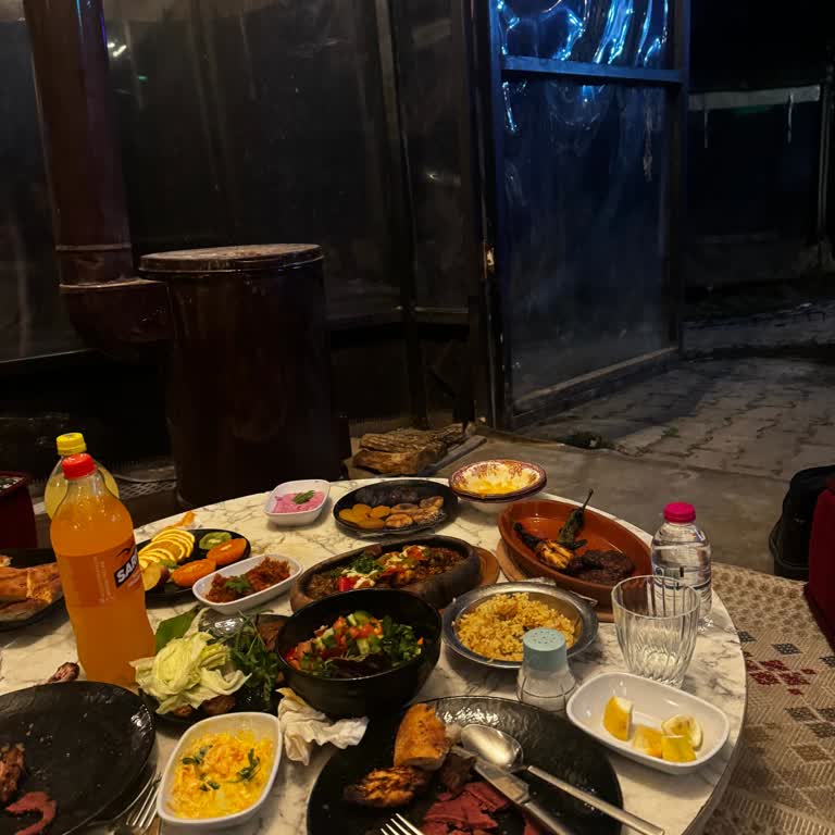 Gülmahal Sosyal Tesisleri Bayat Yemek, Saygısız Tutum Ve Çocuk İşçiliği Şikayetim