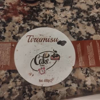 Şok Market’ten Aldığım Tiramisu’da Lastik Benzeri Yabancı Cisim