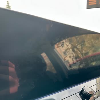 Nissan Qashqai Multimedya Ekranındaki Kronik Lekeler Garanti Kapsamında Çözülmeli