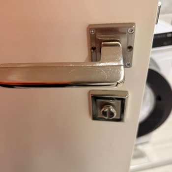 Kapı Kilitlerinde Tekrarlayan Dil Kırıkları Ve Vida Kapakları Sorunu