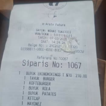 Burger King'de Yanlış Sipariş Ve İlgisiz Personel