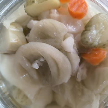 Çürük Turşu Satışı Ve Fişsiz İade Reddi