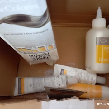 Açık Kapaklı Ve Dökülmüş Boya Ürünü Teslim Alındı, Müşteri Hizmetlerinden Yanıt Gelmedi