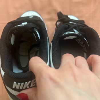 Sneaks Up Şubesinde Kullanılmış Görünen Ayakkabının İade Reddi Ve Haksız İthamlar