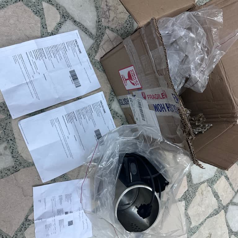 Çaycı Makinesi Isıtma Düğmesi Kırmızıda Kalıyor Ve Elektrik Çarpması Riski