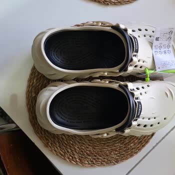 Crocs Terlikte Büyüklük Hatası Ve Fiyat Artışı Olmadan Değişim Talebi