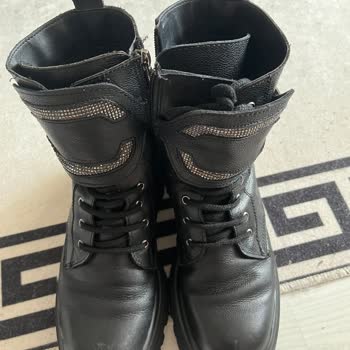 Elle Deri Bot Tabanı İkiye Ayrıldı, Ayıplı Ürün İadesi Talebi