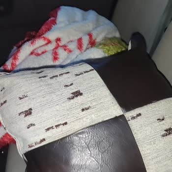 Şoförün Saygısız Tutumu Ve Koltukların Kişisel Eşyalarla Dolu Olması