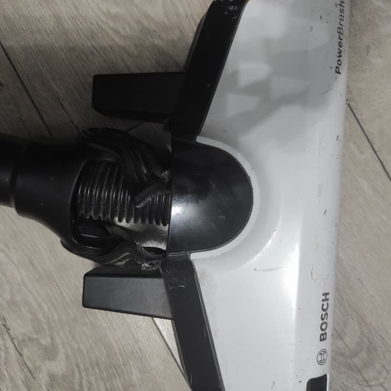 Bosch Şarjlı Süpürge Başlığının Kısa Sürede Kırılması Ve Ücretsiz Değişim Talebi