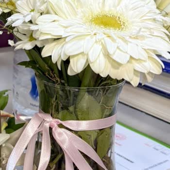 Görseldeki Çiçekle Uyuşmayan Ürün Ve Teslimat Sorunu