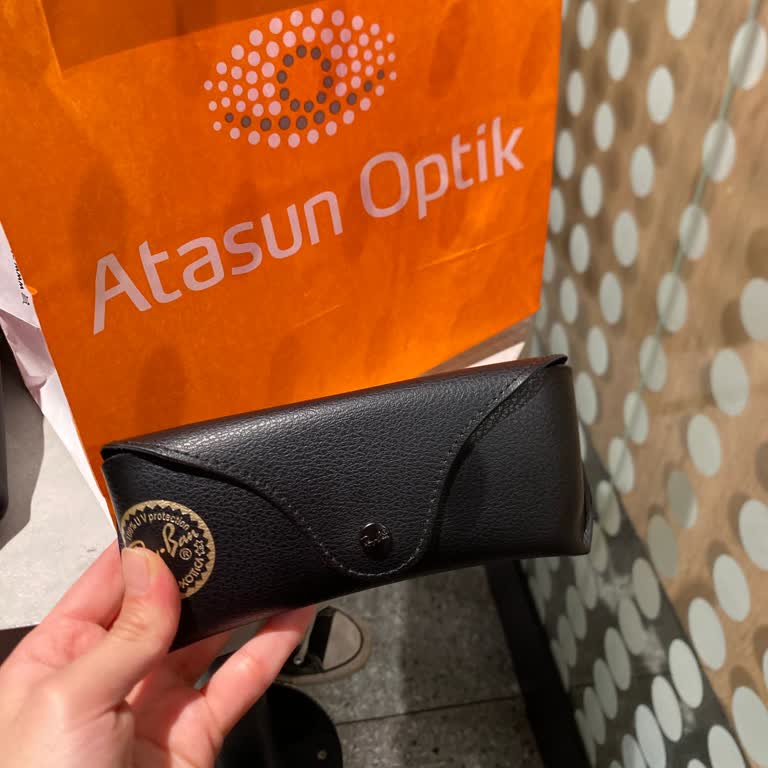 Atasun Optik Gözlük Satın Alırken Temizleme Spreyi Bilgilendirilmemesi