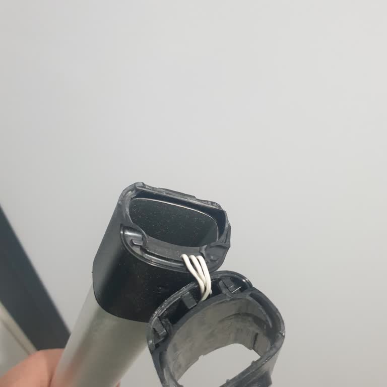 Philips Dikey Süpürge Kol Parçası Kırıldı, Ücretsiz Değişim Talebi