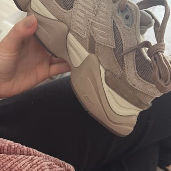 Alisverisim.airmaxx | Ezgi Albayrak  New Balance Ayakkabı İçin 3.269 TL Tam İade Talebi