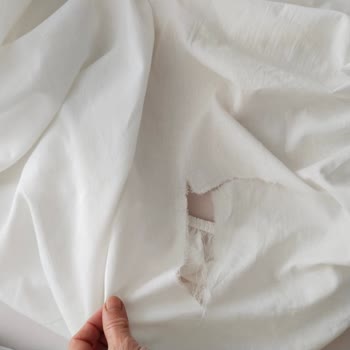 Kalitesiz Çarşafta İlk Kullanımda Yırtılma Ve İade Talebi