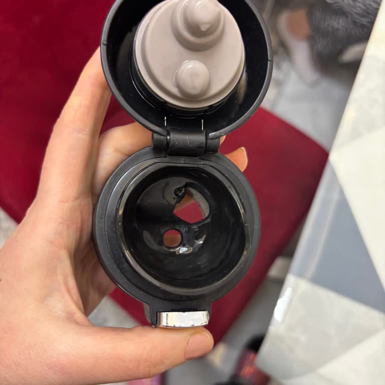 Karaca Termosun Kapağı Yaklaşık 1 Ay Önce Kırıldı ve O Günden Beri Kapağını Temin Edemiyorum