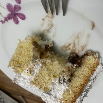 Çileksiz Pasta Teslimatı Ve Satıcıdan Saygısız Yanıt