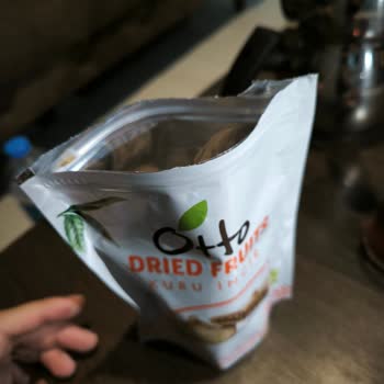 Otto Dried Fruits Kuru İncir Paketi İçinde Ölü Kelebek Ve Kurtlar