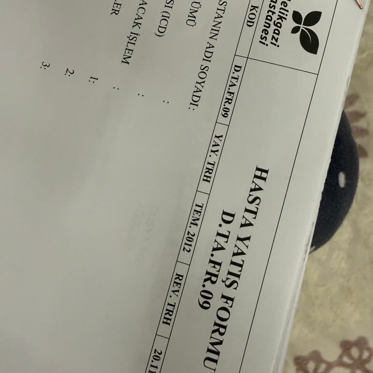 Acil Beklerken Yanlış Yönlendirme, Fazla Ücretlendirme Ve Kötü Tutum Şikayeti