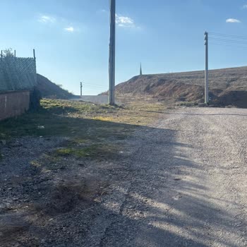 Kırıkkale Osmangazi Mahallesinde Güvenliği Tehdit Eden Yol Ve Drenaj Sorunları