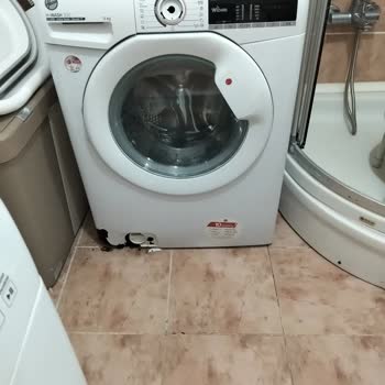 Hoover Çamaşır Makinesinde Kısa Sürede Paslanma Ve Servisin Kaba Davranışı