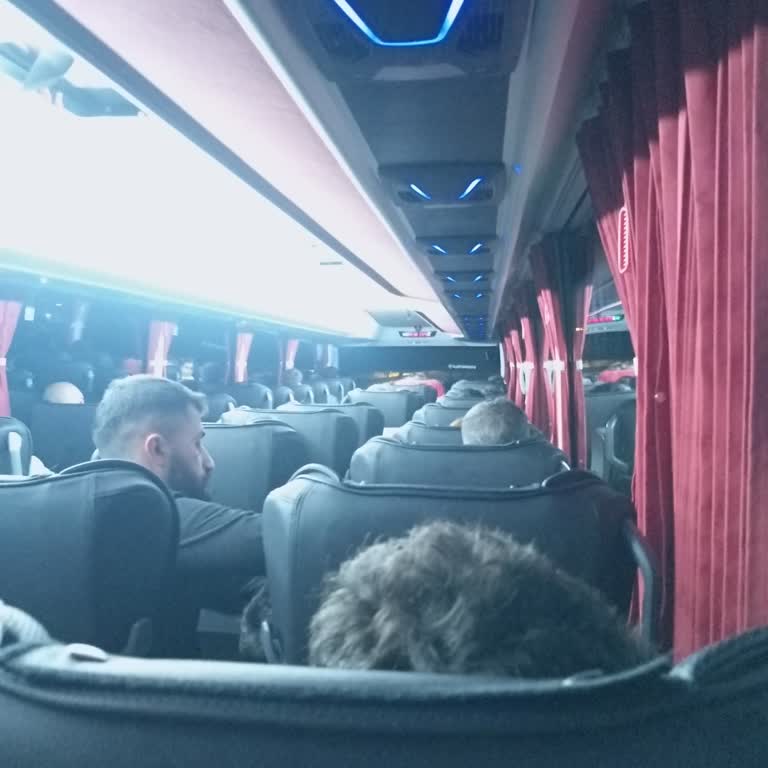 Sık Ve Plansız Duraklamalar Şehirlerarası Gece Seferinde Konforu Yıktı